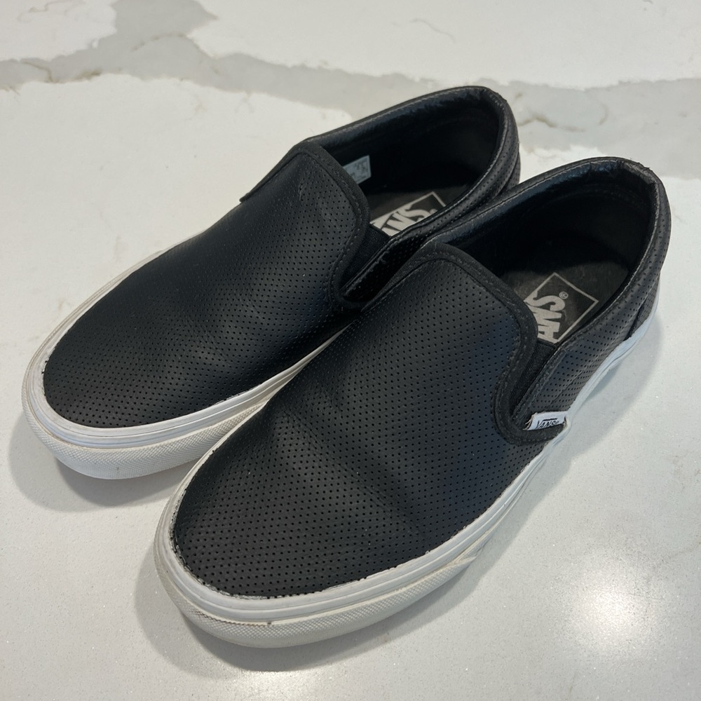 Black Vans Slip-Ons shoes